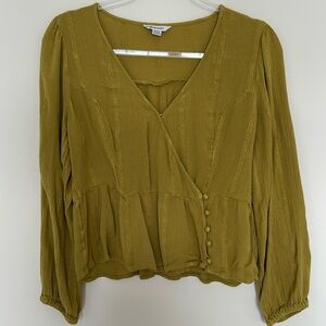 American Eagle Long Sleeve Boho Style Top - Size Medium‎